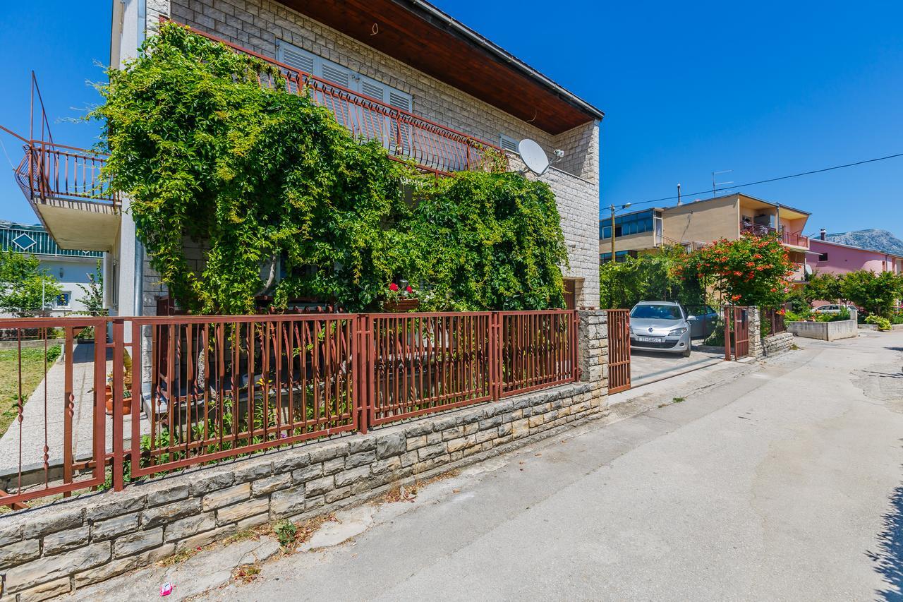 Apartman Mila Apartamento Kaštela Exterior foto